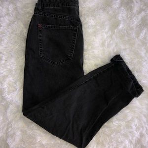 URBAN OUTFITTER BDG Black Mom Jeans